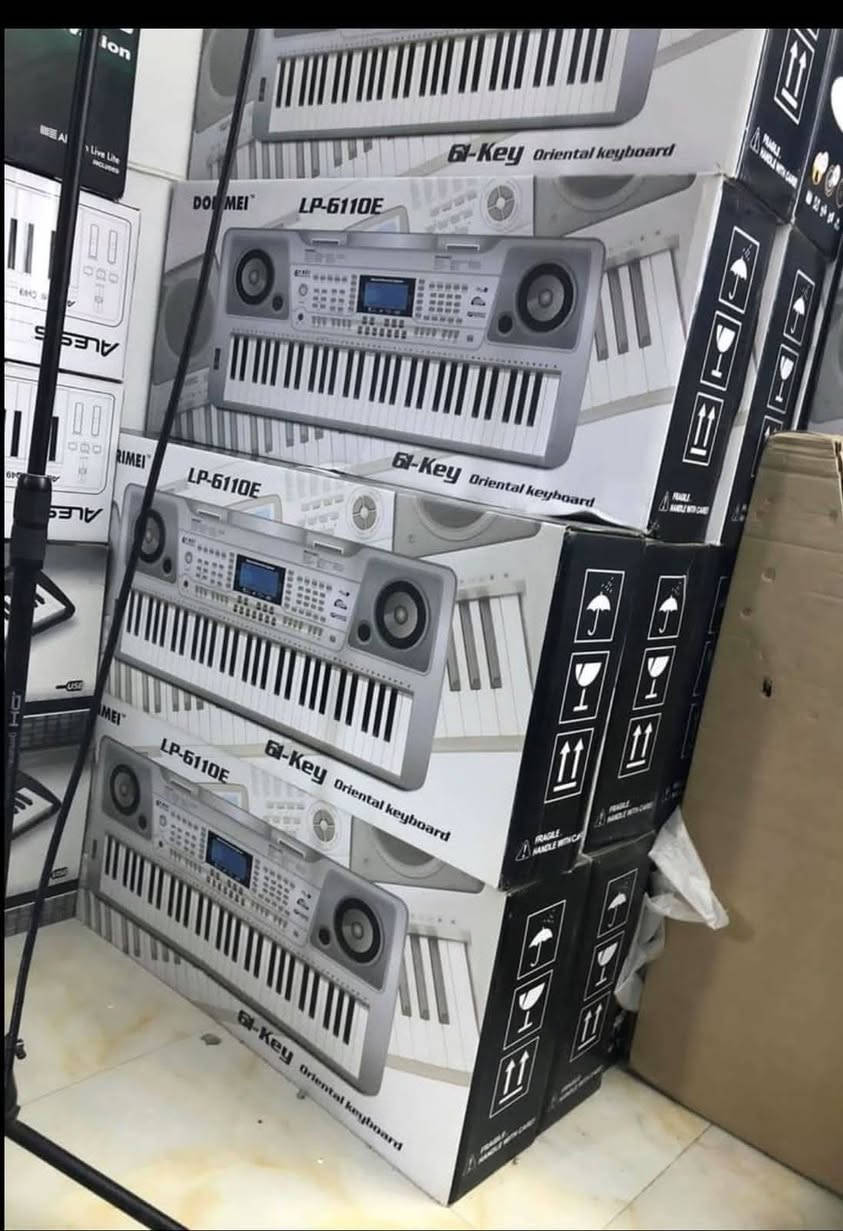 اورك دو ري مي شرقي غربي 🎶

مميزاته 
- يحتوي الاورك على جميع الأصوات الشرقيه والغربية  التي يحتاجها العازف بيانوا عود كمان ناي قانون ربابه وخشبه كاسور حقيقية لايف .
- يربط مدي يأخذ اصوات من الموبايل والحاسبه مع مخرج فلاش ميموري
 - نظام السماعات ستريو.
- يحتوي الاورك على ميزه الضغط للتحكم بروحيه العزف
 - شاشه  LCD
 
ويوجد توصيل لكافة انحاء العراق 🇮🇶


**إذا كنت صاحب هذا الإعلان وتريد حذفه لأي سبب، رجاءا أرسل رسالة إلى الدعم الفني**