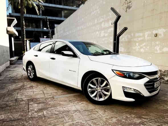 السلام عليكم ماليبو 2021 باسمي تحويل مباشر او وكالة رقم اربيل بيع او مراوس حسب القناعة
حادثه جاملغ ونص الباب بجم كبس مواصفات lt تحكمات ستيرن قطعتين تبريد كشن سايق كهرباء بصمه تشغيل عن بعد منظومه زنون سيارة جاهزة ان شاء الله للاخير تخم تاير جديد صور الحادث والسونار منشور 
م كاني الاعظمية 
السعر المطلوب 125 وبيه مجال للجاد بالشراء 
للاستفسار الاتصال ***********
