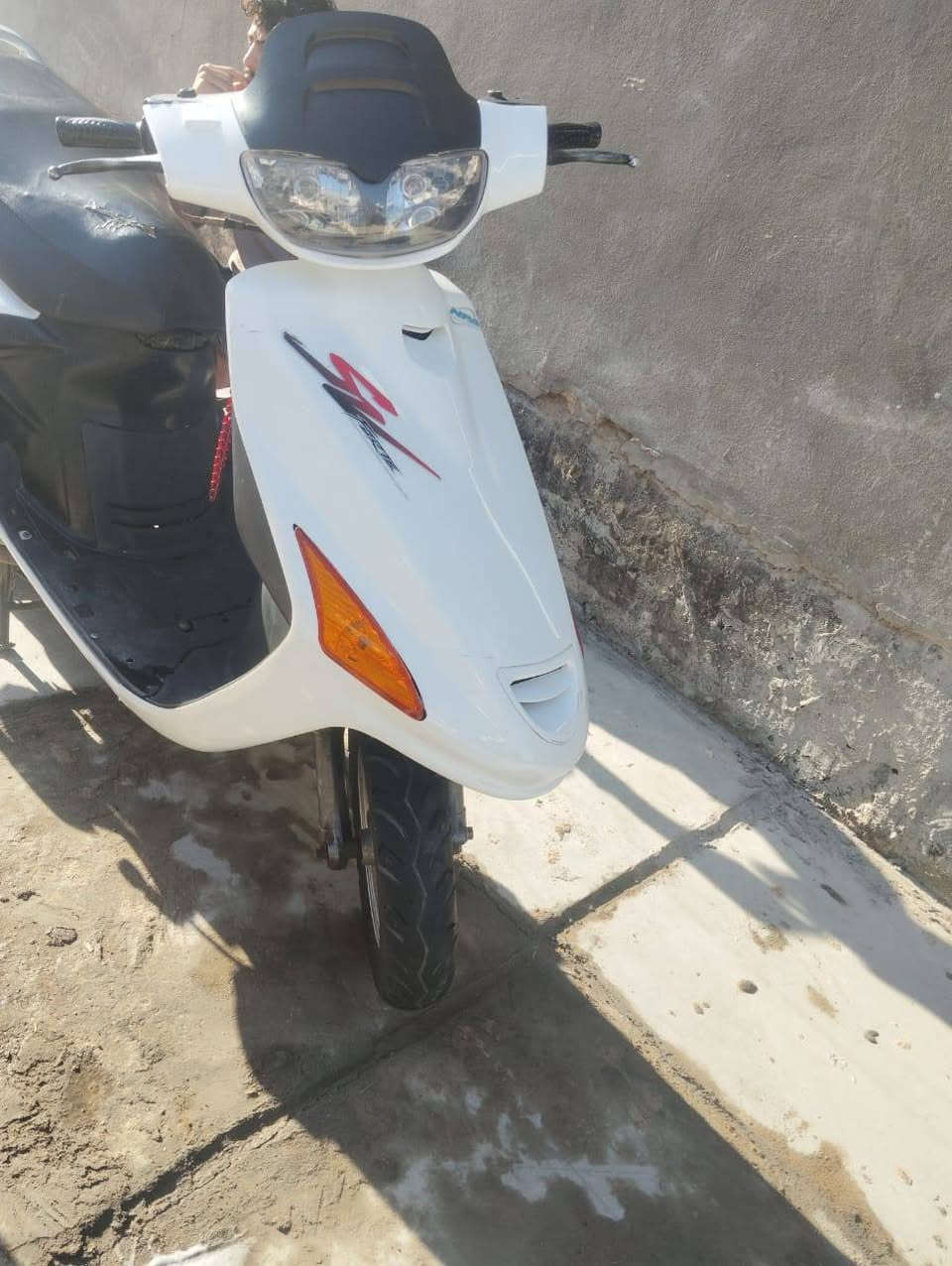 سلام عليكم
فراشه للبيع 

ماعيزه برغي شلعه ومعدل  محرك مامفتوح 

ستوه نازله من الرمبه صارله شهر من نزلته

 بيع او مراوس ماكس عدله 

تواصل ولستفسار ***********

والسعر خاص او مراسله واساب
