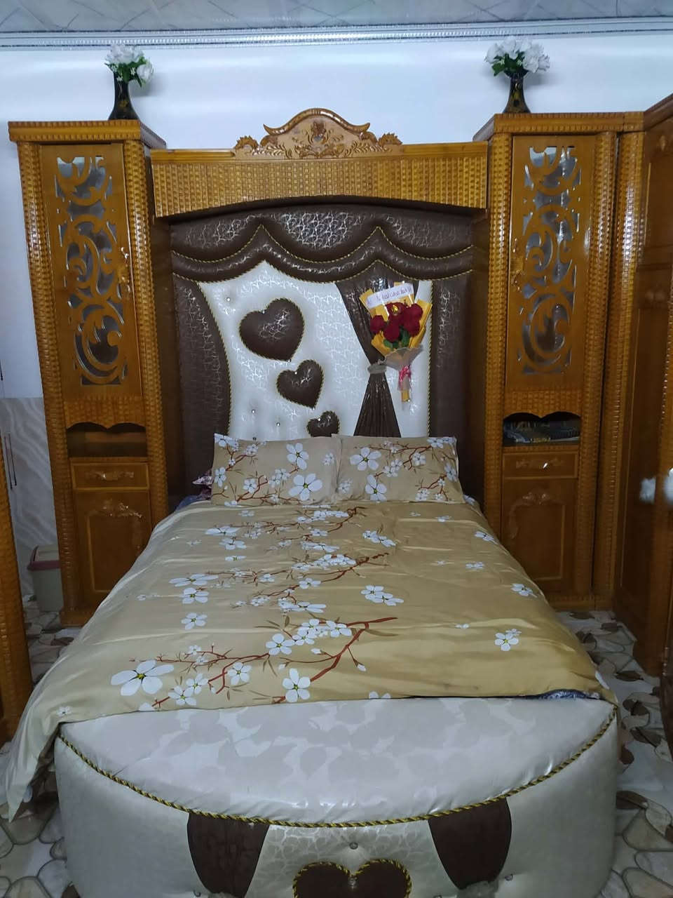 غرفه نوم خشب عراقي ثقيل
وتركي


**إذا كنت صاحب هذا الإعلان وتريد حذفه لأي سبب، رجاءا أرسل رسالة إلى الدعم الفني**