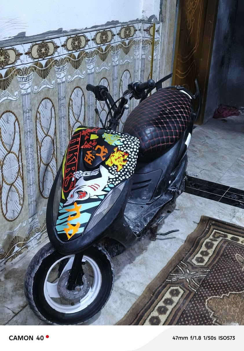 سلام عليكم دراجه البيع سعر550 وبيها مجال دراجه سلف وهندر نكره وحده كفرات صفاحيات كلا موجوده ***********وباقي تفاصيل عرقم المكان بصره تنومه
