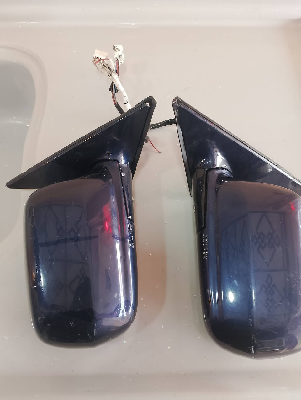 سلام عليكم غراض راس الثور لبيع شلع75 كربلاء حي العسكري العابد مقابل مستوصف عله فحص *********** أو ***********
