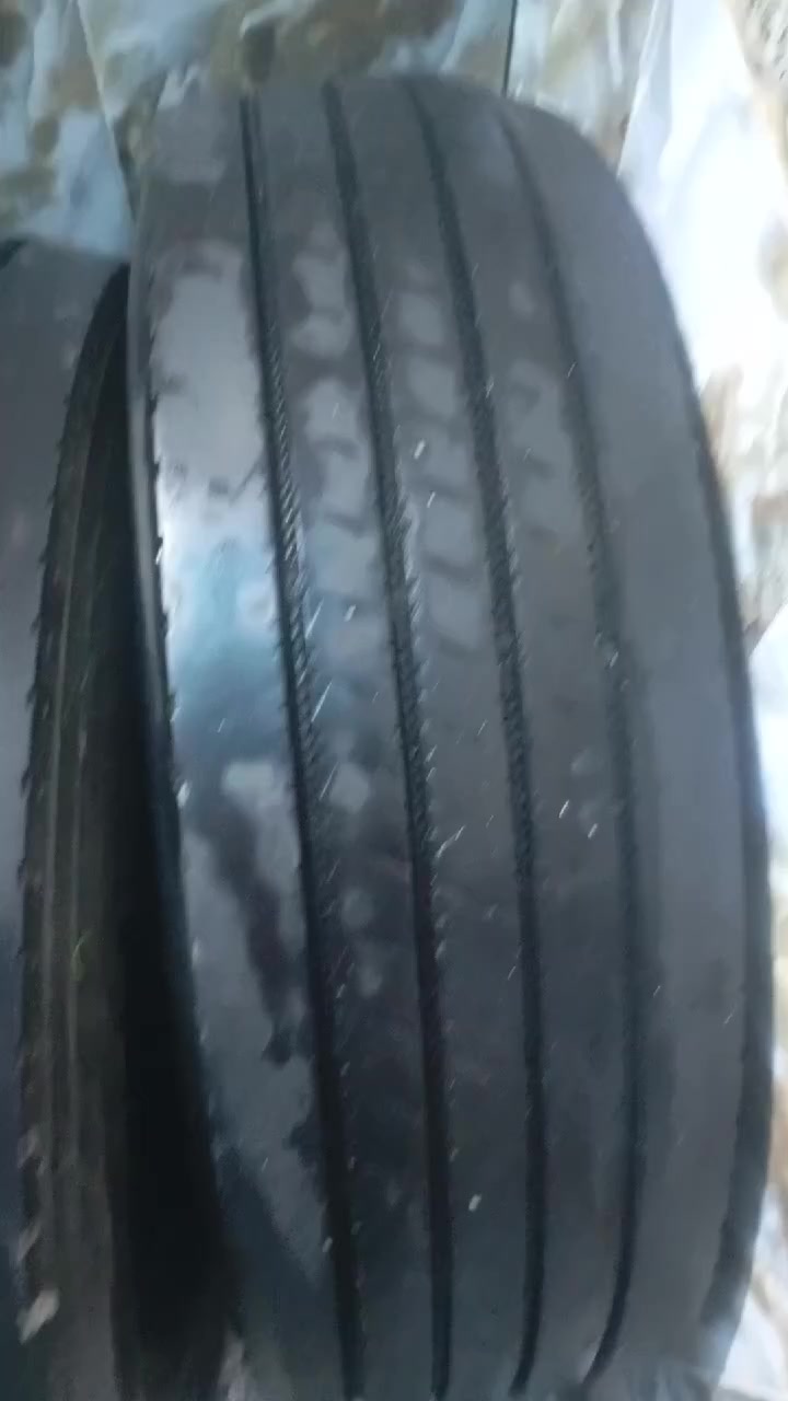 السلام عليكم تخم تاير للبيع ***********
285
70
19.5
