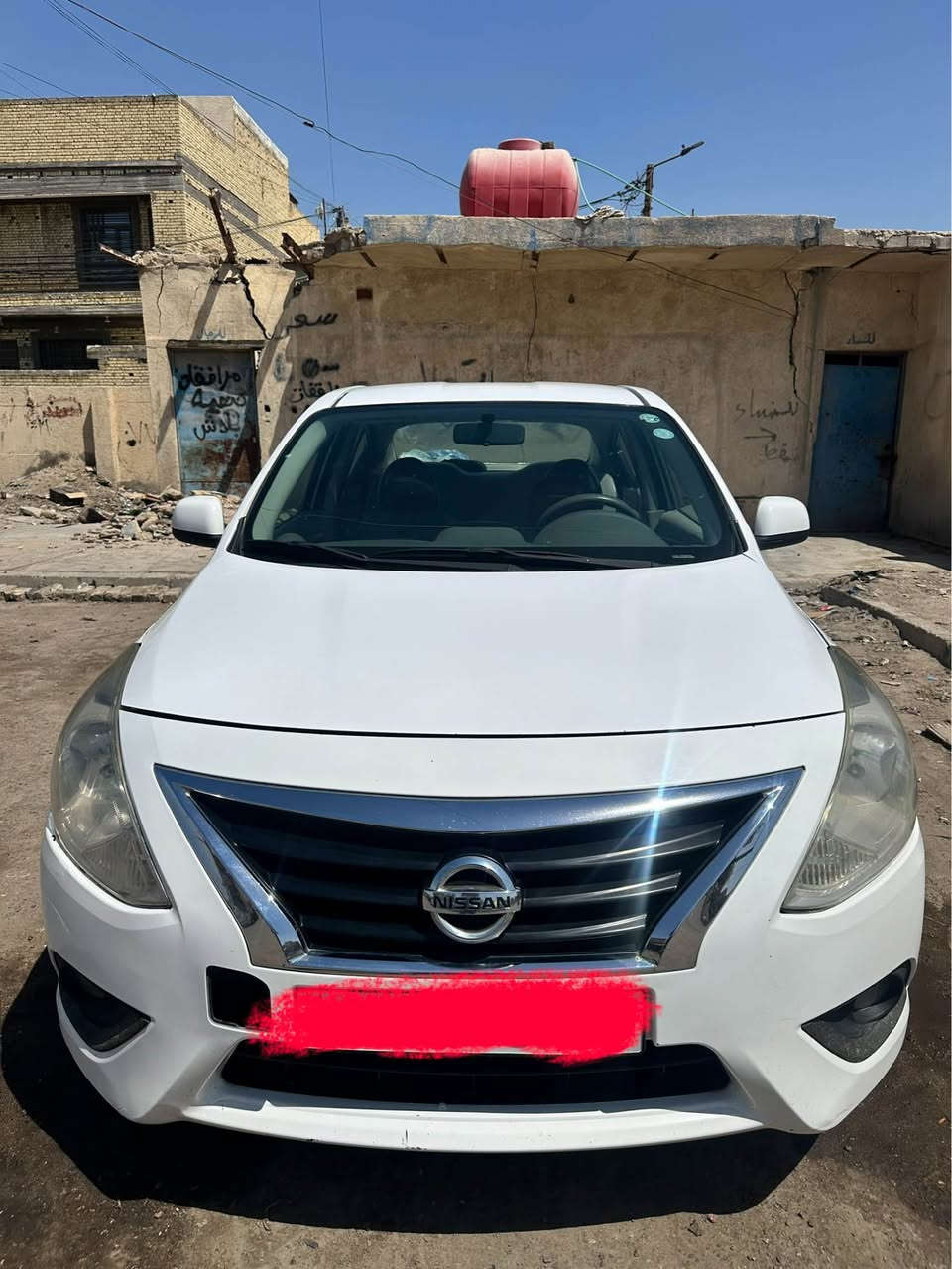 نيسان سني 2020 اربيل 
بيه 3 قطع صبغ والباقي شوف العين
السياره خير من الله كير مكينه تبريد ثلج مابيه نقص
السعر 85 ورقه وبيه مجال للشراي فقط
*********** ابو الخصيب, البصرة
