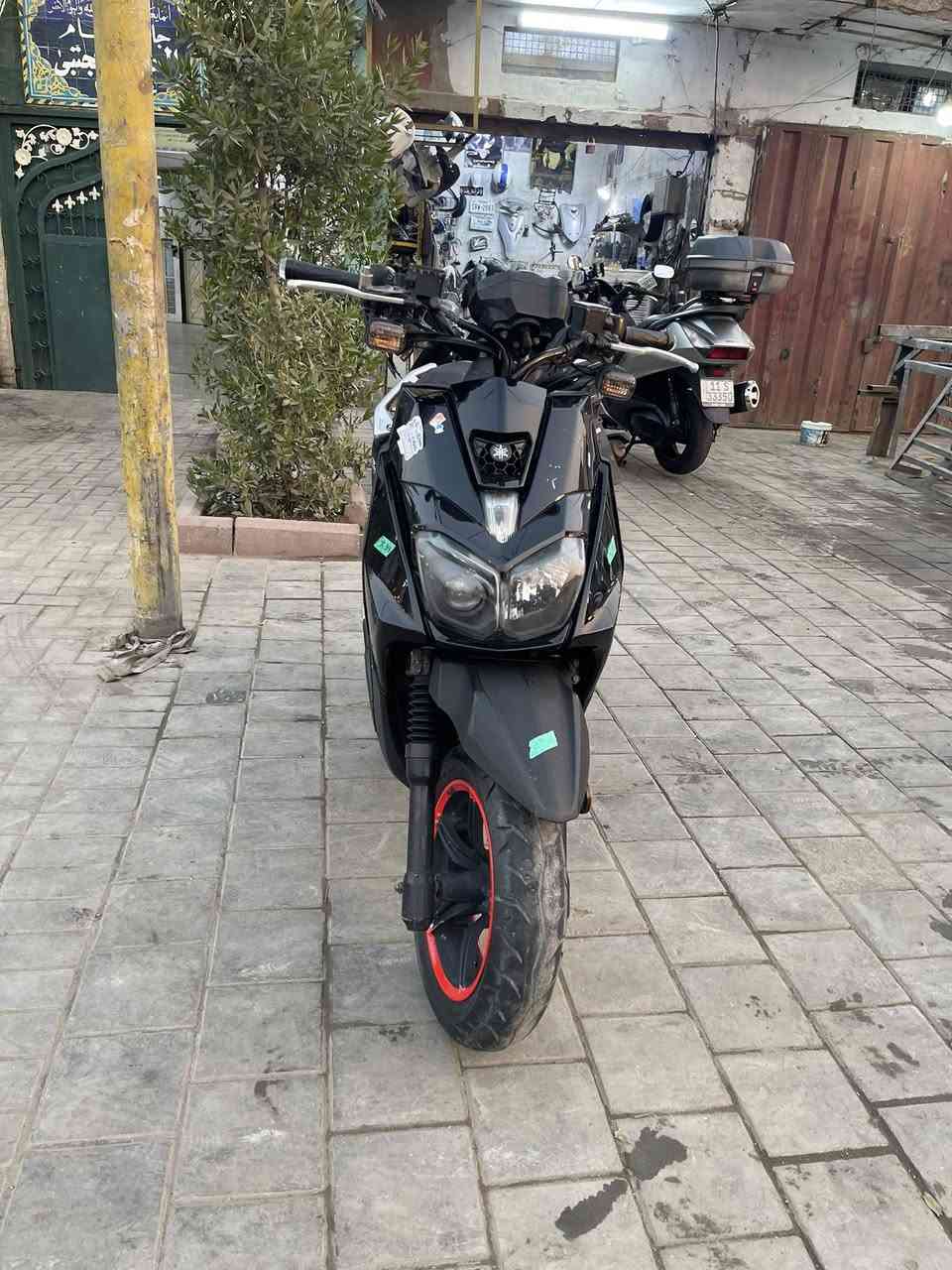 سلام عليكم
جبلي حديث للبيع مكفوله من كلشي ماشيه 25
دراجه جديده كلش بيها سويجات ثنين واوراقها موجوده 
السعر مليون و ٦٠٠وبيها مجال
شراي يتصل ممتواجد عل خاص
***********
