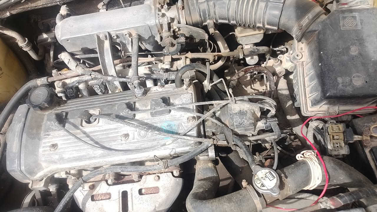 شيري  2010 محورها كورولا ياباني محرك جيد كير بس اول تحريكه وبعدين يفتح مصغره هيئة   وغرامات يحتاجه ترتيب شويه رقم بغداد سنويه لل 27 مشروع السعر 18 الإتصال ***********
