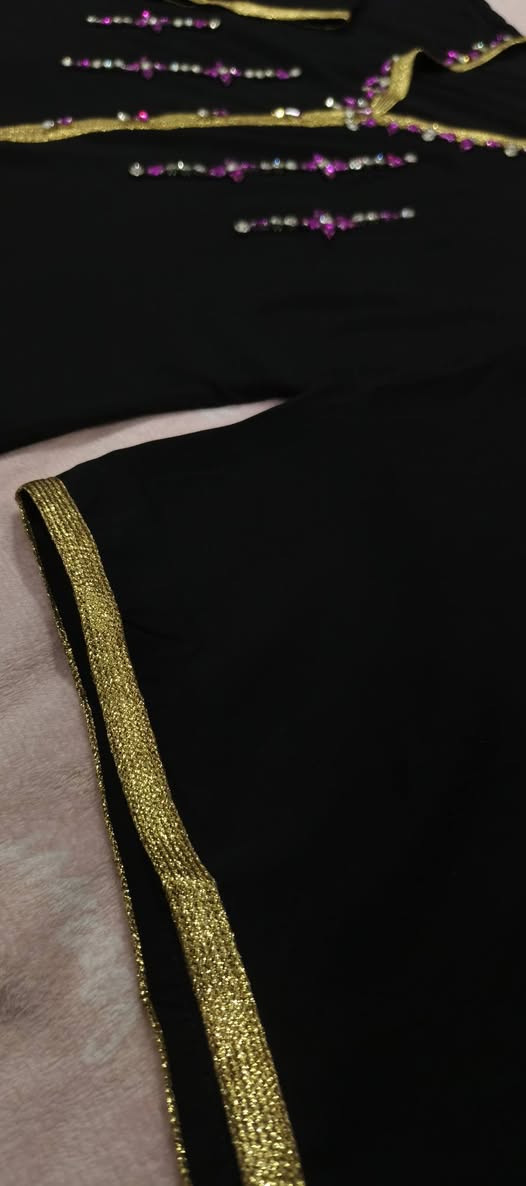 شنو رئيكم بهذا الجمال 😍
مخور اماراتي
الي تريد تكشخ بس البسي هاي القطعة 😍 ب٢٠ الف بسس 😍


**إذا كنت صاحب هذا الإعلان وتريد حذفه لأي سبب، رجاءا أرسل رسالة إلى الدعم الفني**