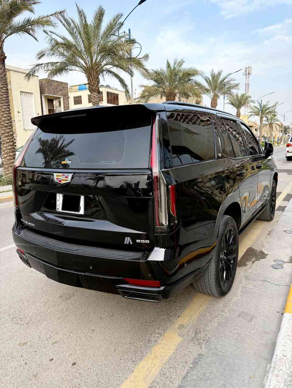 كاديلاك اسكاليد 600 ( اسبرسو  ) اعلى فئة 
موديل 2023
خليحي لون اسود بلاك ادشن بلادي فول مواصفات 
ماشية 58 الف 
مغلف pff ضمان 10 سنوات 
‎خليجي وكالة المنصور وبعدهه بالضمان  
‎كفالة عامة من الصبغ والتبديل وكير ومكينة‎

‎ فول مواصفات للاخير 
‎تشغيل عن بعد 
‎مساج 
‎سماعة 36 ماركة AKG
‎سقف كنتارا
  ‎‏‎6 كاميرات
‎فور ويل
‎كشن رجاج 
‎دوسات كهرباء 
‎داتا شو 
‎بانوراما 
‎داخل جوزي
‎جنطه ذكيه جلاق
‎رادار تحديد مسار
‎رادار خلفي
‎رادار امامي 
‎رادار جانبي 
‎كشن تدفئة وتبريد سايق وراكب
‎كشنات امامية تدليك
‎كشنات خلفية تدفئة
‎مري شفط 
‎اشارة بداخل المراية
‎كشنات جلد 
‎كشنات خلفية منفصل VIP
‎الكشنات كهرباء 
‎ذاكرة ميموري ستيرن وكشن
‎ويل ٢٢ بلادي 
انارة محيطية ٦٤ لون
دوسات كهربائية
رقم السيارة مرتب 
السعر : 790 $

‎باختصار السيارة فول للاخير
رقم الهاتف : ***********
