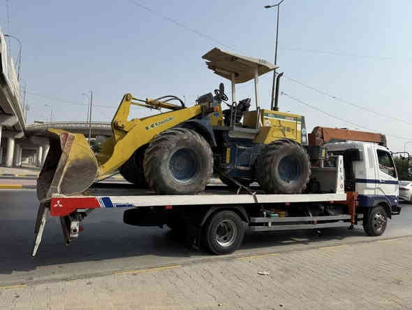 للبيع 
سيارة فورزة كرستال كرين حرامي يونك سلايتين+ بدي سطحية ياباني مكينة 14 سوبر /السيارة جاهزة من كهربائيات حدايدية تخم تاير السيارة ستوها طالعة من التعمير 
رقم بصرة السعر 190
للأتصال/***********
