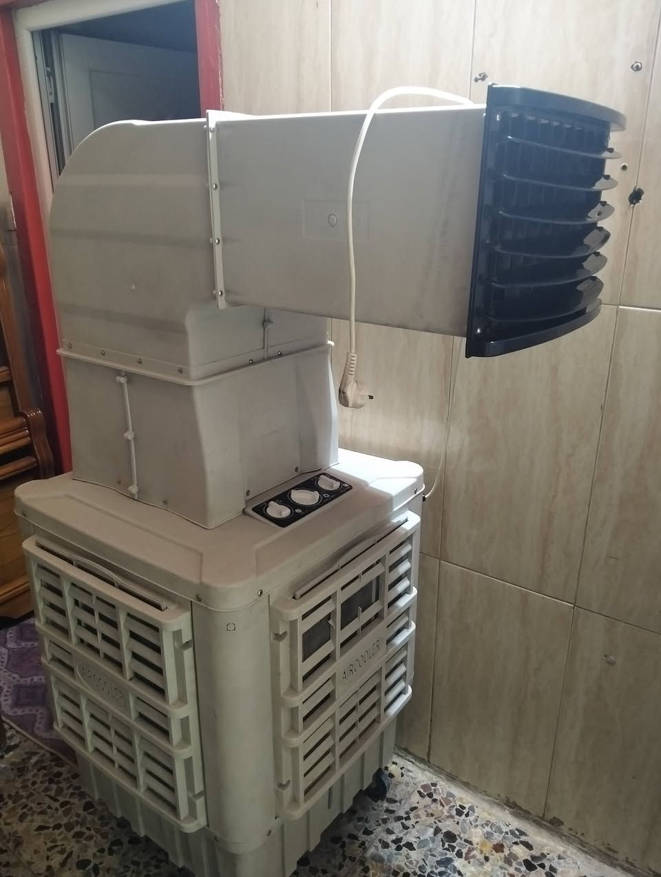 مبردة جديدة السعر 175 ألف العنوان مدينة الصدر شارع الأوله للأستفسار ***********
