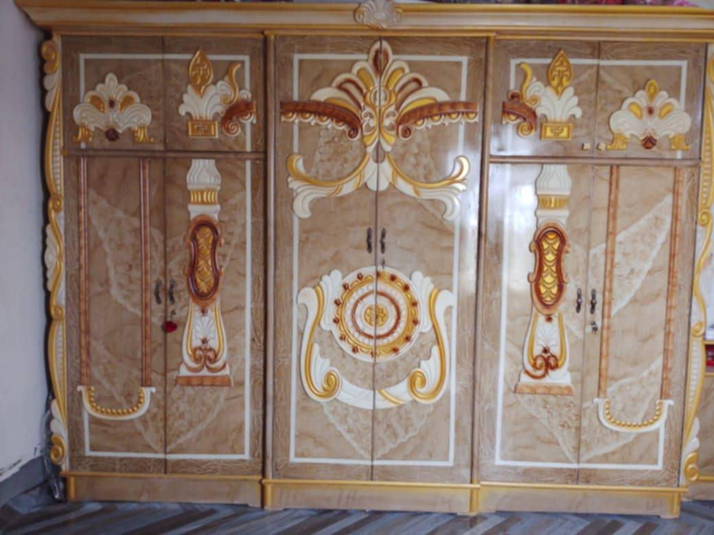 سلام عليكم ورحمة الله وبركاته عندي هاي الغرفة للبيع حطاطه خشب ثقيل للبيع ولتواصل عبر واتساب فقط***********
