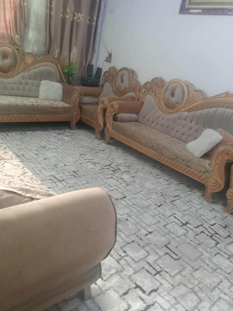 دار للبيع — فرصة ممتازة بالسكن والاستثمار

✨ او مراوس

📍 الكاظمية الثانية / الطي
📍 نزال عباس الكهربائي

📐 المساحة: 100 متر 15 متر وقف

📐 الواجهة: 8 متر
📐 النزال: 12.5 متر

✨ تفاصيل الدار:
▪️ طابق واحد
▪️ طرمة صحيات خارجية
▪️ مدخل صالة مدخل مطبخ
▪️ غرفة هول منور
▪️ بيتونة كبيرة
▪️ موجود تصوير
▪️ دار نظيفة وموقع مرتب وقريب للخدمات
💰 السعر مناسب للموقع والحالة

📞 للاستفسار والمراسلة:
***********

🔹 عقارات الكاظمية والطي 🔹

نوفرلكم:
🏠 بيوت للبيع
🏘️ بيوت للإيجار
📍 قطع أراضي
🏢 محلات وشقق

✅ أسعار مناسبة
✅ مواقع ممتازة
✅ مصداقية وسرعة بالتعامل

📌 نخدم:
الكاظمية • الطي • بغداد والمناطق القريبة

🔔 تابعوا الصفحة يوميًا حتى توصلكم أحدث العروض
وأي شخص عنده دار أو أرض يريد يبيع أو يأجر يراسل خاص

#عقارات
#عقارات_الكاظمية
#عقارات_بغداد
#بيع_شراء
#إيجار
#بغداد
#الكاظمي
