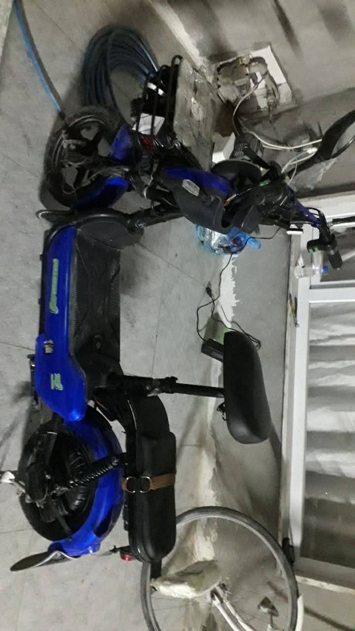 با سكل شه حن بوفرؤشتن نوييه وه هه موشتيكامله وه سعره كى 200الف مجاليكه ميتيدا يه


**إذا كنت صاحب هذا الإعلان وتريد حذفه لأي سبب، رجاءا أرسل رسالة إلى الدعم الفني**