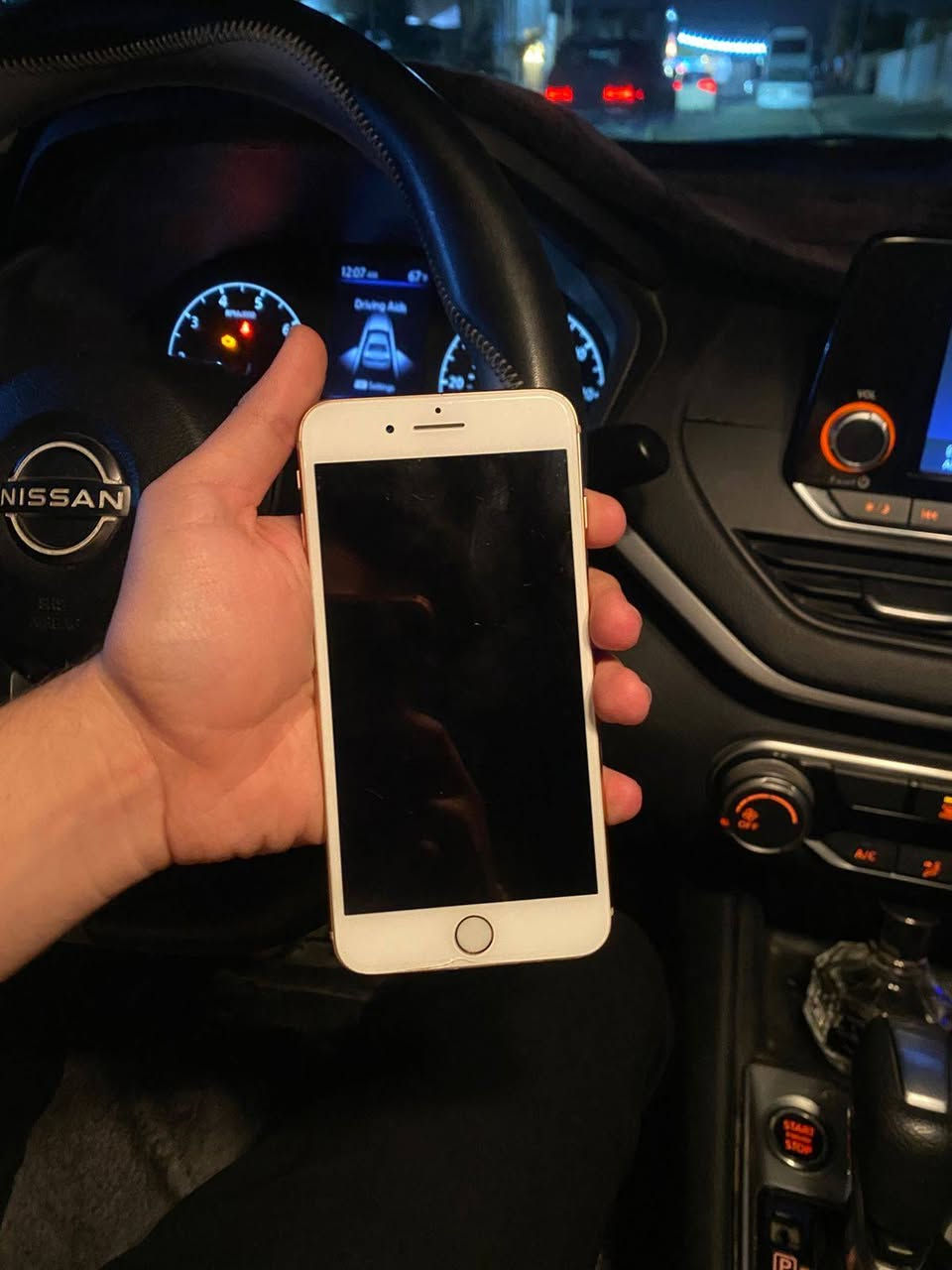 السلام عليكم
ايفون 8 بلاص 

مبدل فقط بطاريه 

والبصمه ما تشتغل بس البصمه الدكمه تشتغل

ذكره 256 

بطاريه 100

جهاز نضيف

صوت سم كرت كامره كله شغال اي خلل ما بي

المكان النجف 
السعر 75
***********
