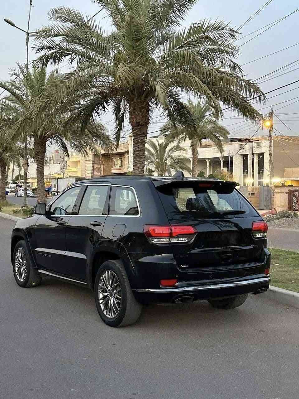 جيب 2016 فئه سومنت
رقم بغداد الجديد ورقمها شبه مميز
ماشيه 112 ميل
مواصفات ميحتاج اذكرهن مفوله مواصفات 
حادثها جاملغ وبنيد مكينه كير كله مكفول وصور حادثها بالمنشور
مكانها بغداد جميله
سعرها 215 وبيها مجال
***********
