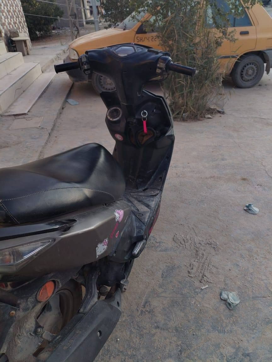 نوزل مضلع ٢٠١١
دراجه نضيفه مامفتوحه ولانضوح ولاتبخير
السعر ٦٥٠ وبيه مجال شراي اتصل وتدلل
***********
