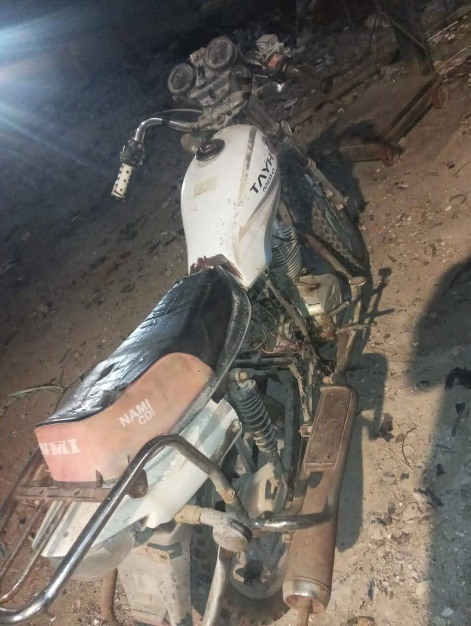 سلام عليكم دراجه موديل 9 للبيع اوراق الدراجه سعرهة 200 كلشي ما بيها الدراجه بس الكابريتر تعبانه مكان بصره ياسين خريبط رقم ***********
