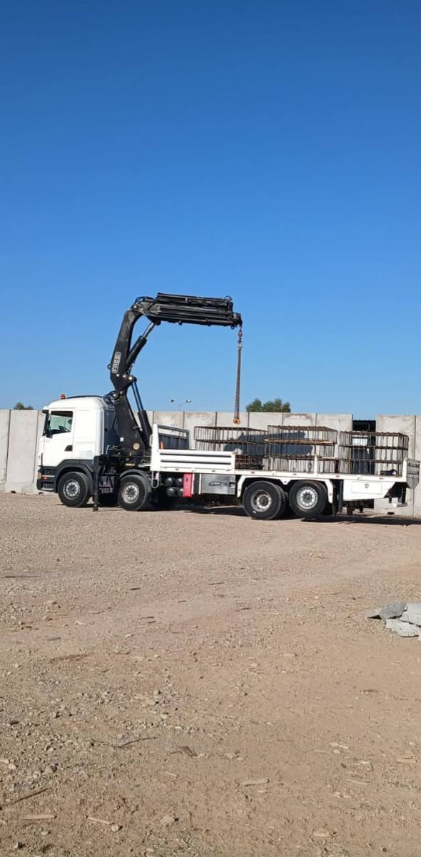 للبيع سكانيه موديل 2010
كرين 20 طن FASSI  جك 6ريمون 
بدي اريل طول بيلادي 
مكفوله كفاله عامه 
للتواصل ***********
