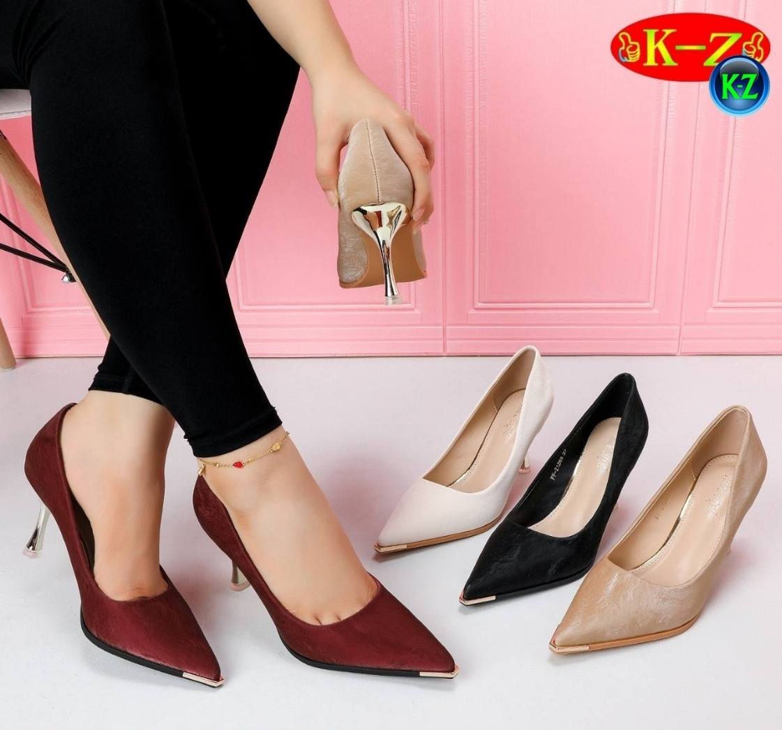 🔥🔥 وصل الجديد اللي يجنّن 🔥🔥
✨ تألقي بأحدث موديلات أحذية وحقائب بيروت ✨
أناقة ✨ جودة عالية ✨ تصاميم مميزة تخلي إطلالتك تحچي عنك
📍 العنوان: شارع مزرعة – مجمع رؤتانا – الطابق الأول – محل رقم 24
🚚 توصيل داخل خانقين وجميع محافظات العراق
📞 للحجز والاستفسار: ***********
لا تفوّتين الفرصة… الجديد بانتظارك
