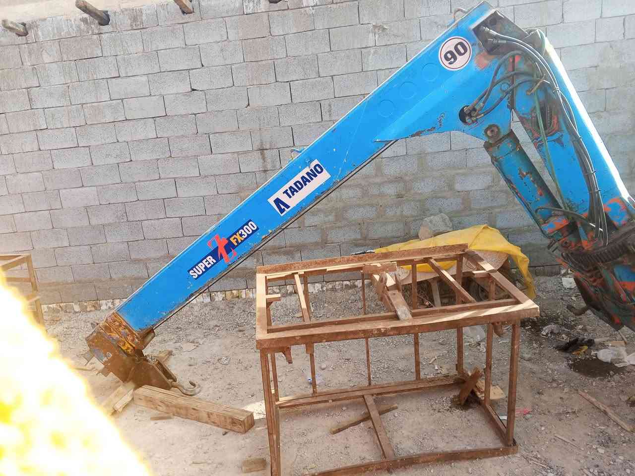 سلام عليكم كرين تادانو 3 طن 2 سلايت كفالة سعر 20 ***********
