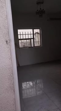 قرب سيد ادريس • ٣ غرف • ٢ سبالت