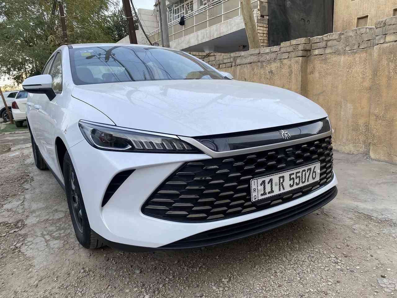 السلام عليكم BYD  بغداد بآسمي ماشي الف  داخل ابيض  موديل 2025 كفاله عااامه مواصفات المعروفه للسياره 
السعر ١٨٥٠٠ 
العنوان الاعظميه 
للاتصال ***********
