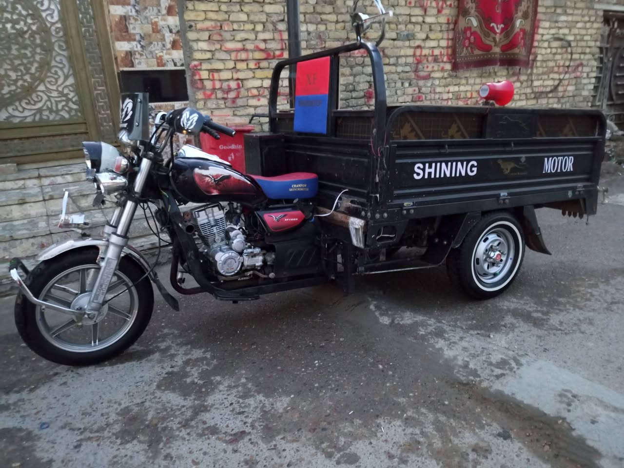 سلام عليكم  اخوان ستوته مكفوله كفاله عامه موديل واحد  وعشرين كهربايان كله شغاله سلف تخم تاير ستوته  جهزه خير من الله  السعر ثنين وميه وبيه مجال العنوان بغداد مدينة الصدر  ***********
