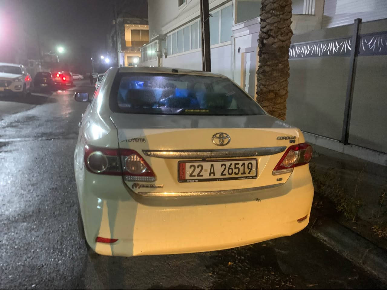 ٢٠١٣ بيلاد ته كسي مه كينه گه و ره پارجه ي نيه 
به س جه مپيكي بشتوو پيشي ٣جي سارده كووت سي پارجه ي پيشي به س كراوه ته وه 
بيلاديه سه قفيشي كه ميك قوپي هه يه ره قه موو سه نه وي نويه 
ژماره وه تس ئاپ
*********** أربيل, العراق
