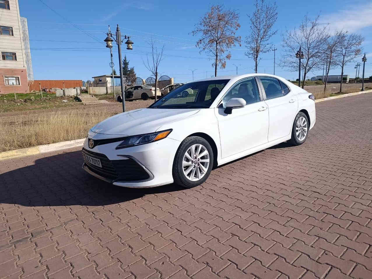 Toyota Camry
موديل 2023
سعر 2010 ورقه مرقم جاهز
لون ابيض ثلجي
مواصفات LE  محسن
بصمه 
رادار امامي و خلفي و جانب
تحكمات فول
تحديد مسار
قيادة ذاتيه
3 انظمه للقيادة ECO/ NORMAL / SPORT 

ماشيه 120 الف ميل 
سيارة بدون صبغ 👍
(صندوق تبديل شركه نفس اللون)
بدون دواخل شرط الفحص(كافه الايربكات سليمه 100 💯 
بجم كبس شركه
رقم شاصي👇
4t1r11ak4pu738568

بيع فقط بدون مرواس
رقم و هزه و فحص جديد /سيارة بأسمي تريد تحويل تريد وكاله
ملاحظه / الرقم المميز 70707 مو مع السيارة انطيك غير رقم✋
سيارة في أربيل شركة نور البصرة موجودة
شراي يتصل
***********
***********
