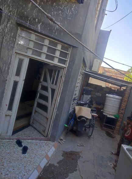 سلام عليكم بيت البيع حي وفاء مساحه ١٢٠ يحتوي عل ٥ غرف نوم ستقبال مطبخ صاله  طبقين ونص سعر ١٤٥ وبي مجال ستفسار مكتب بركات ام بنين ***********
