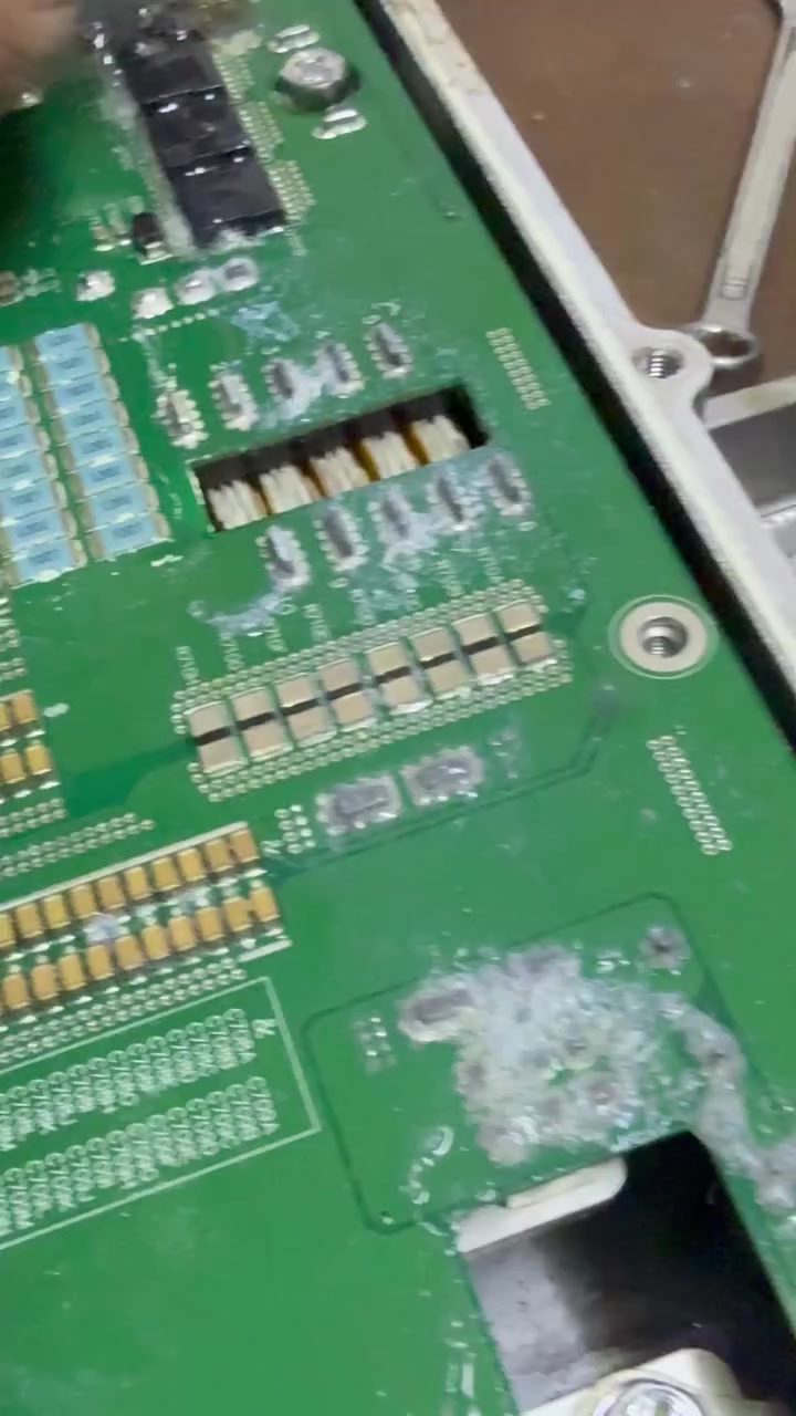 برمجة و تصليح منظومة الهايبرد مركز دريد الهندسي كرادة طريق معسكر الرشيد***********          ***********
