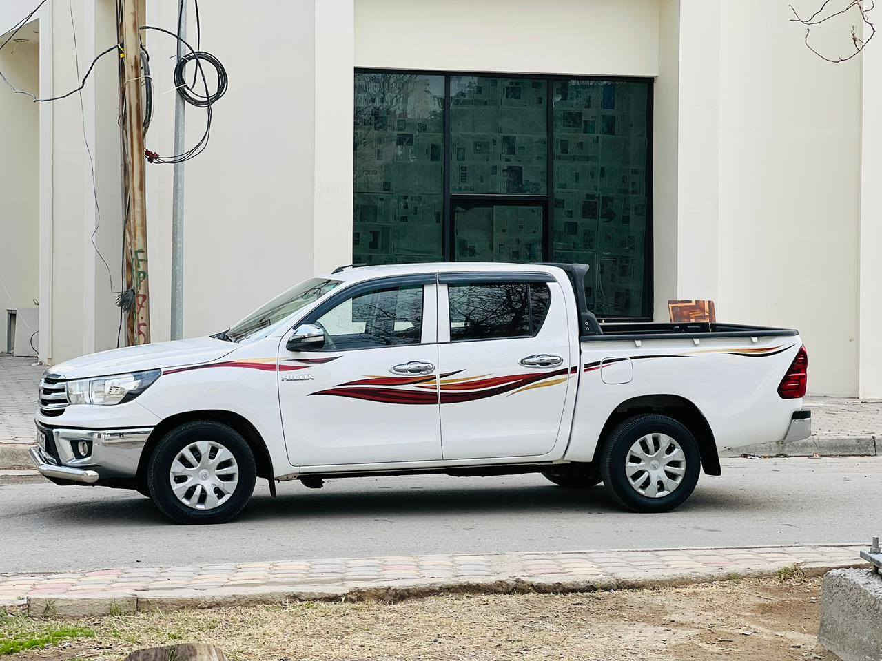 تيوته فلاونزه مديل 2016 ساز  كفاله عامه سعر 183 وبيه مجال للاستفسار الاتصال *********** مكفوله من صبغ وضربه وتبديل ولبارد رقم اربيل دولي سنويه لل 29 مواصفات  مثبت سرعه مانع نزلاق حساسات خلفيه مري كهربائي مكينه كاز بلاد مامفتوحه مكينه وكير مكفولات حداديه جديدهه تخم تاير جديد تبريد شغال ثلج سياره جديده وجاهزه وأي نقص مابيهه مكان سياره كربلاء كربلاء, العراق
