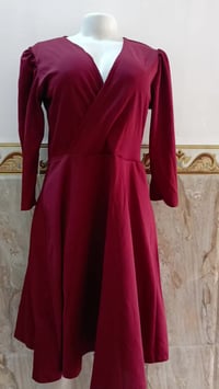 فستان قصير • قماش خفيف • توصيل لكل المحافظات