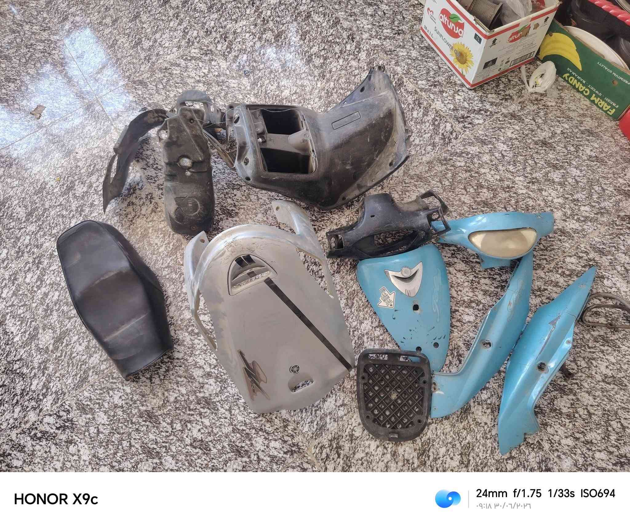 سلام عليكم شباب غراض دراجات فراش او ماكس او كشن اربعه كير الي يفيده يجي خاص نضاف سواداد مال فراشه نضاف كلش كفر كدام كفرات مال ماكس منغولي وسبايدر الحديد همات وكشن اربعه كير نضيف كلش السعر شلع 40 الف ولشراي بي خير ويدلل رقم. *********** مكان ديوانيه إسكان خلف المعهد الفني

