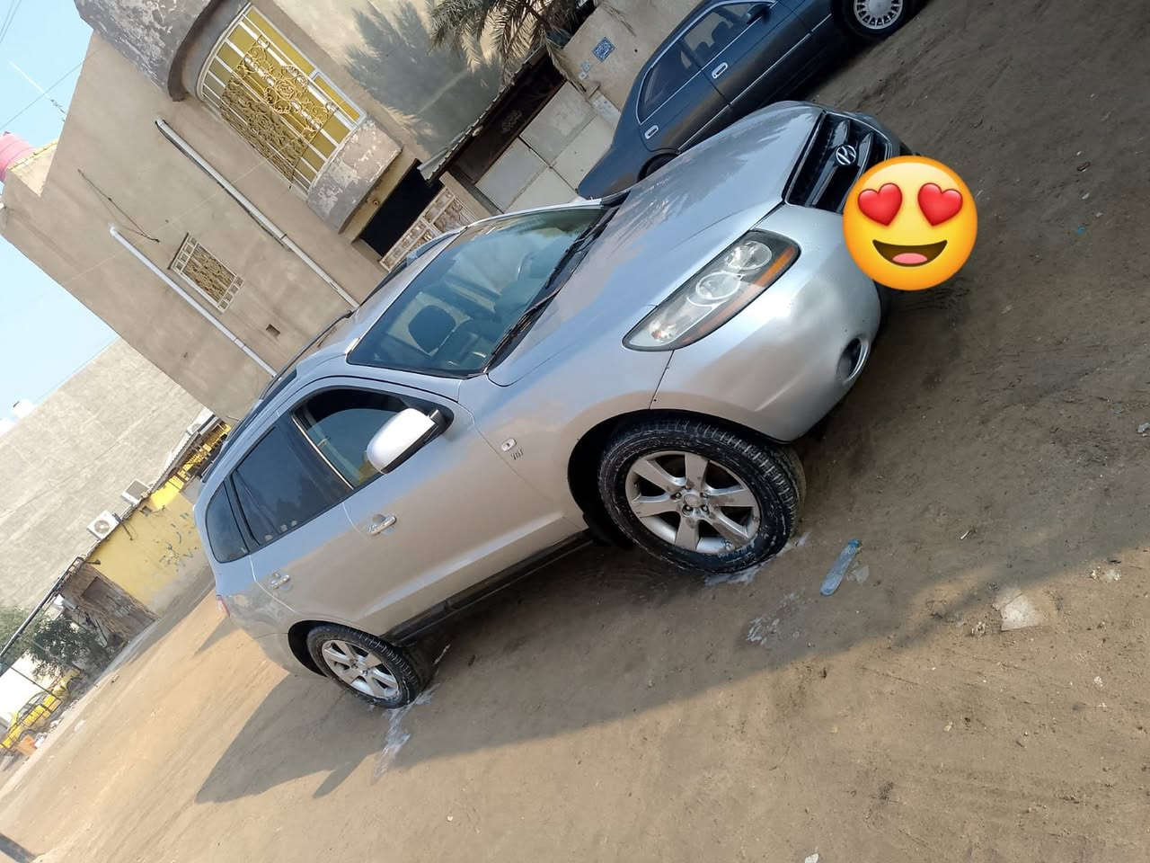 سلام عليكم سنتافيه كاز موديل 2011سياره نضيفه بيها كصه بيها رقم شمالي وحصة كاز وسنويه جاهزه تبريد مكينه كير مكاني بل بصره السعر 50وبيها مجال شي بسيط ***********
