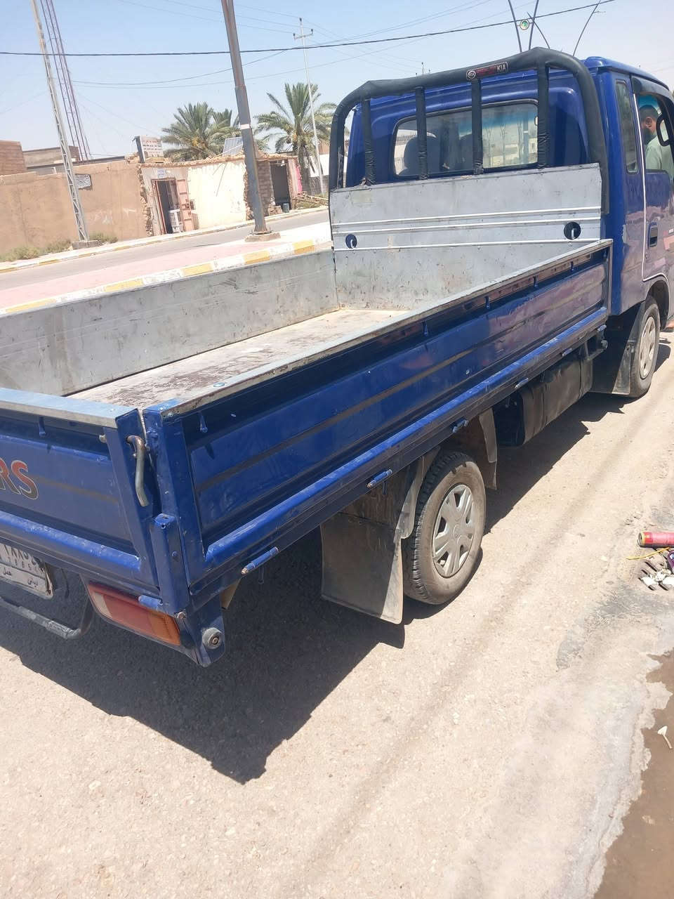 السلام عليكم اخوان سياره البيع موديل 2001 رقم دياله تحويل مباشر رقم شاصي واضح محرك وكير وكسن شرط سعر 65 وبيهه مجال بسيط عنوان الانبار القائم ***********
