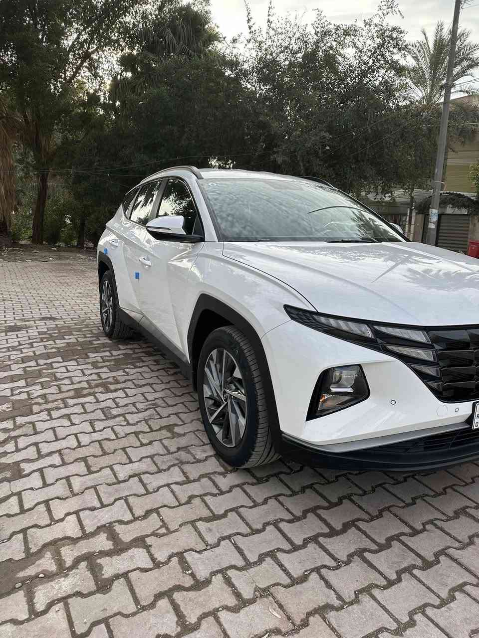 السلام عليكم للبيع توسان موديل 2021 خليجي ضمان شركة الت ساك مكفولة من الضربة والصبغ على وضع الشركة ماشية 34 رقم بغداد بأسمي السعر 198 وبيهة مجال للاستفسار *********** مكاني بغداد الكرخ
