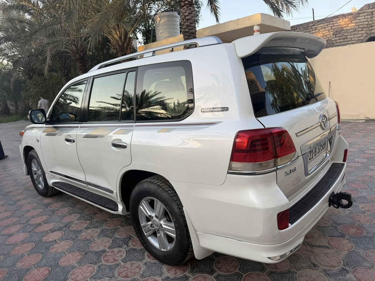 السلام عليكم لل بيع لاندكروز موديل 2011 ستينيه رقم سليمانية بسمي سيارا جاهزا ونضيفه بدون أي نقص سونار مرفق بلمنشور صدر جديد الاستفسار علئ الرقم *********** مكلف بلنشر اتصل علئ رقم
