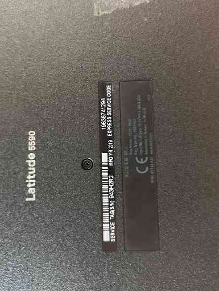 Deel  latitude 5590
240ذاكره
رام 8 
جيل الثامن 
كوراي فايف 
***********
