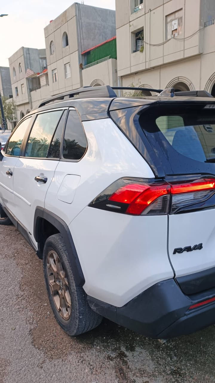 السلام عليكم
راف فور 2024 هايبرد
فئة وود لاند فووول
بجم كبس بدون ارباك وشواصي كفالة
مواصفاتها معروفة
انظمة رادار 
تو كلر بلادي
تشغيل عن بعد
اوتو هولد
بصمة
سايد بريك دكمة
وبعد بيها هواي مواصفات
مكانها بغداد الكرخ
للاستفسار 
***********
