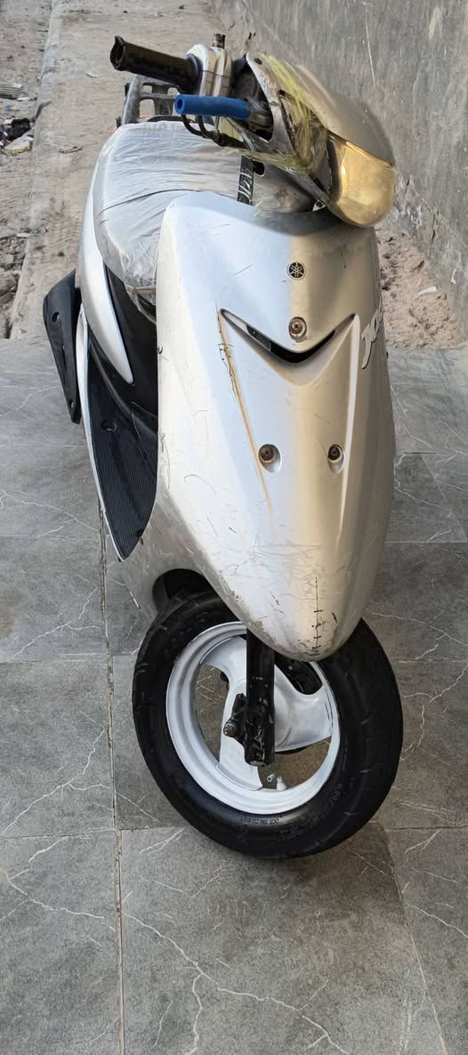 دراجه عصفوريه للبيع عوزه كلجات لأن شلعه موقويه وسلف كهربائيات كله شغاله تواير جدد قفل جنطه قفل خلفي كله شغال رايده  ب 200وبيه مجال مكاني الاسكان الصناعي


**إذا كنت صاحب هذا الإعلان وتريد حذفه لأي سبب، رجاءا أرسل رسالة إلى الدعم الفني**