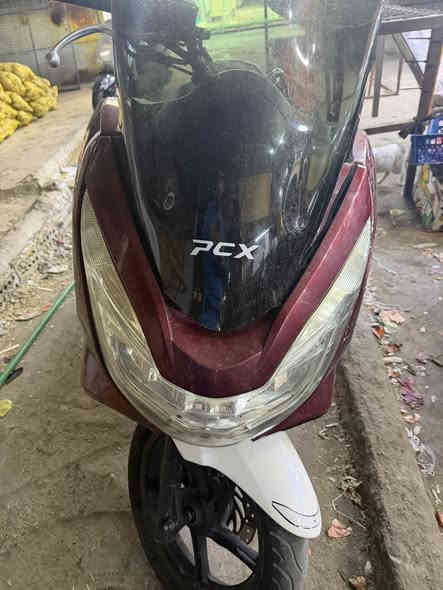 دراجه pcx جيل ثاني ياباني ستعمال شخصي ودراجه متروكه مكفوله من كلشي السعر 1500 وبيه مجال بصيط حك الجيه الستفسار *********** واتساب
