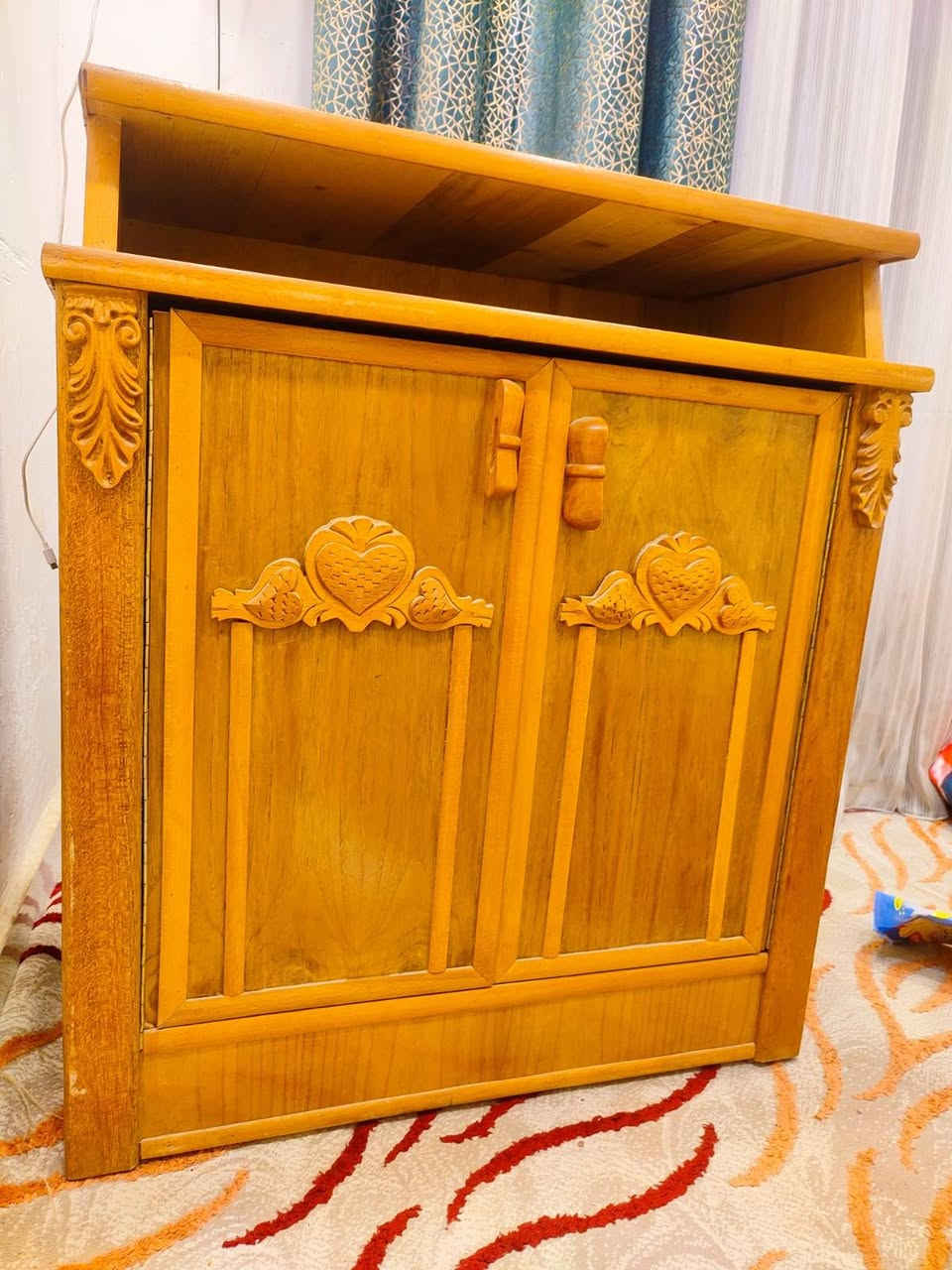 كومدي صاج للبيع جديد مكان ديوانيه حي العسكري للاتصال على هذا الرقم ***********
