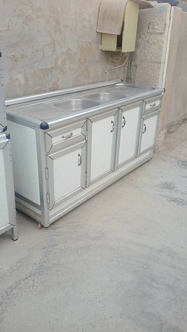 كاونتر ثلاث قطع باب اول ثقيل السعر 275 العنوان بغداد المشتل


**إذا كنت صاحب هذا الإعلان وتريد حذفه لأي سبب، رجاءا أرسل رسالة إلى الدعم الفني**