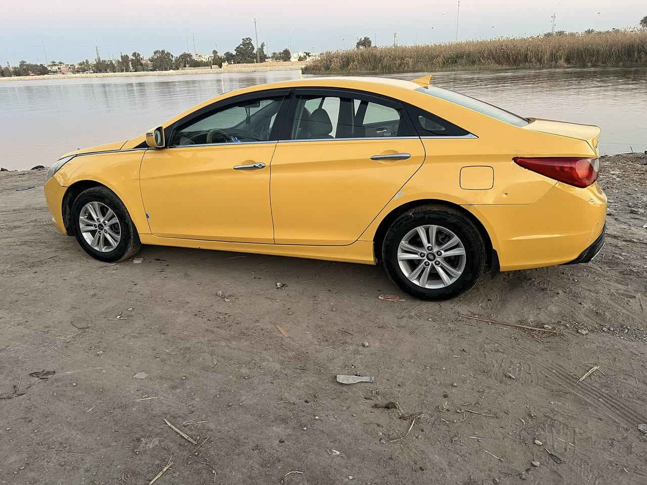 السلام عليكم 
سوناتا 2011 سياره جاهزه من كلشي حداديه 100‎%‎محرك 2400 GDI محوره غاز رقمها بابل 
مصفره هيئة وغرامات مكاني بابل سعرها 95وبيه مجال 
للاستفسار ***********ممتواجد ع نت
