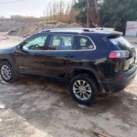 جيب شيروكي بزون 2019 4 سلندر تيربو  للاستفسار الاتصال على الرقم 077252...