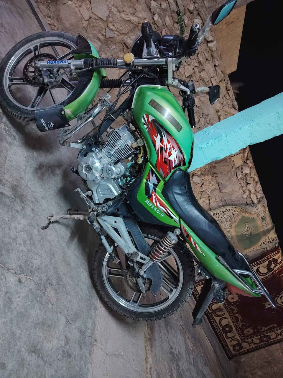 هيوشه للبيع
موديل 21 سعر 750  وبي مجال ***********
