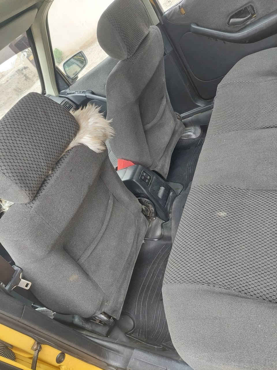 سلام عليكم
سيارة بيجو بارص 2016 رقم انكليزي بسمنه سنوية لل 26
مكفولة من الظربه والصبغ والاصوليات مكينه وكير خير من الله حدادية نص عمر رقم بغداد 
زوج تاير امامي جديد باتري جديد تبريد شغال سيارة احلا من الصور 
مكان ديوانية غماس 
رقم ***********
السعر 42 وبيها مجال قليل
