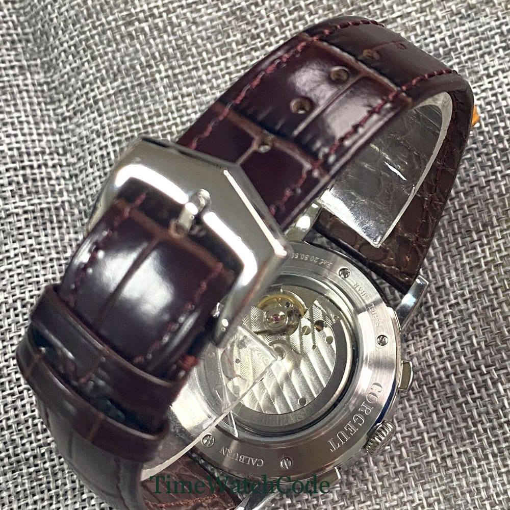 ساعة Corgeut الرجالية الأوتوماتيكية بقطر 42 مم، وهي ساعة ميكانيكية متعددة الوظائف تتميز بتصميم كلاسيكي وميناء بلون السلمون أو الوردي.
المواصفات الفنية والوظائف
تعتمد هذه الساعة على حركة أوتوماتيكية (ذاتية اللف)، وغالبًا ما تستخدم حركة Seagull ST1655. وتتضمن الميزات التالية: 
الوظائف المعروضة: السنة والشهر (أسفل علامة الساعة 12)، واليوم، والتاريخ، ووظيفة 24 ساعة، بالإضافة إلى عرض مراحل القمر (نهار/ليل).
 مصنوعة من الفولاذ المقاوم للصدأ 316L المصقول.
السعر 80


**إذا كنت صاحب هذا الإعلان وتريد حذفه لأي سبب، رجاءا أرسل رسالة إلى الدعم الفني**