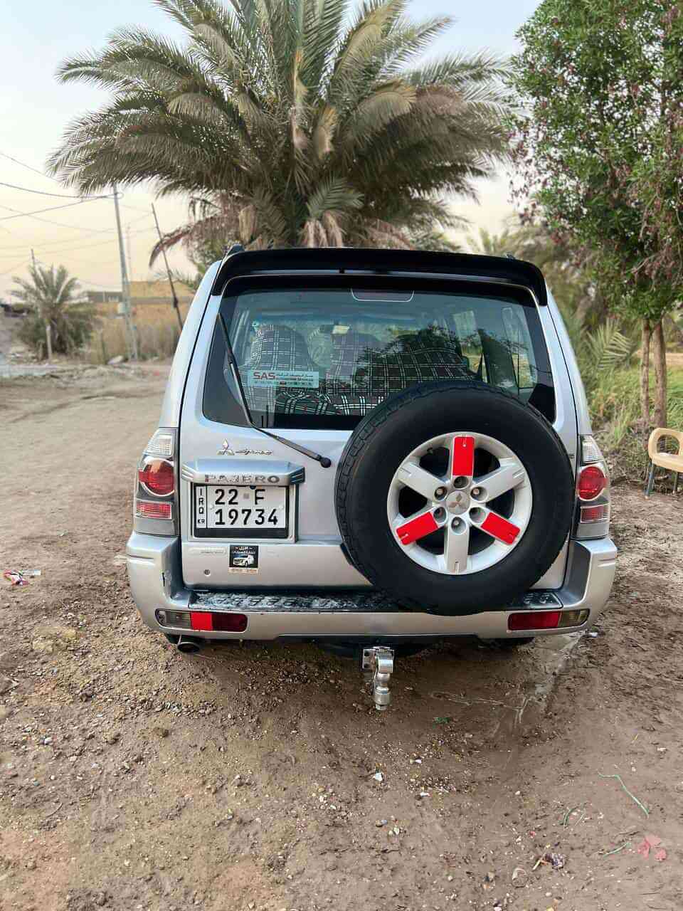 السلام عليكم باجيرو للبيع موديل (2006) كويتي سياره مكفوله كفالة عامه من الصبغ و الضربه رقم اربيل دولي 
كشنات كهرباء فتحة سقف سلايت كهربائيات كله شغاله مكينه 6v )3000) بلادي 
السعر (115) وبيه مجال العنوان بابل المدحتيه ـ الحمزة الغربي الاستفسار اكثر الاتصال على الرقم ***********
